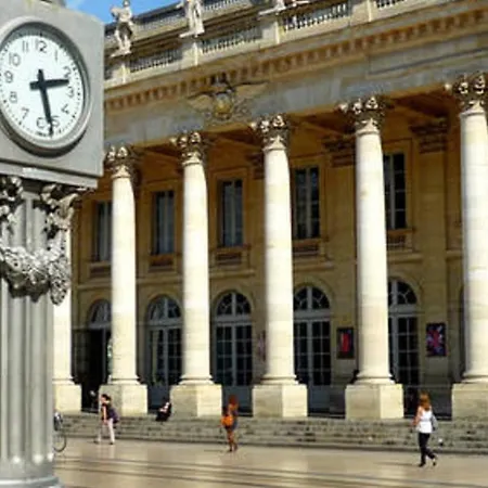 De Charme / Grand Theatre *