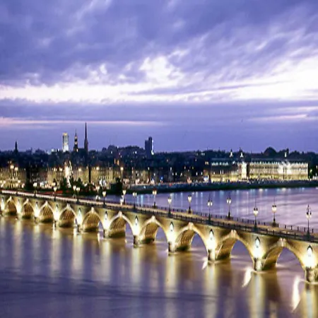 De Charme / Grand Theatre *